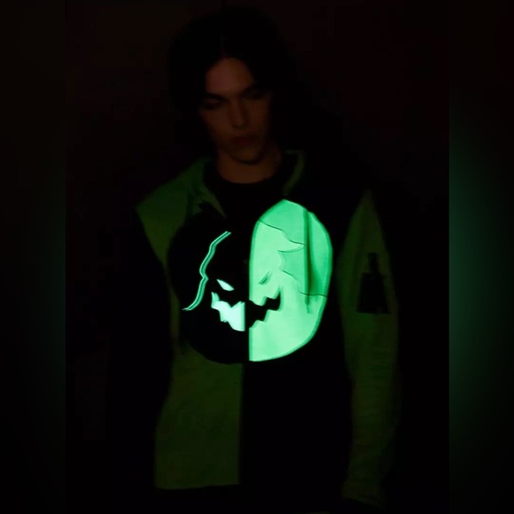 Our Universe The Nightmare Before Christmas Oogie Boogie Glow-In-The-Dark Split